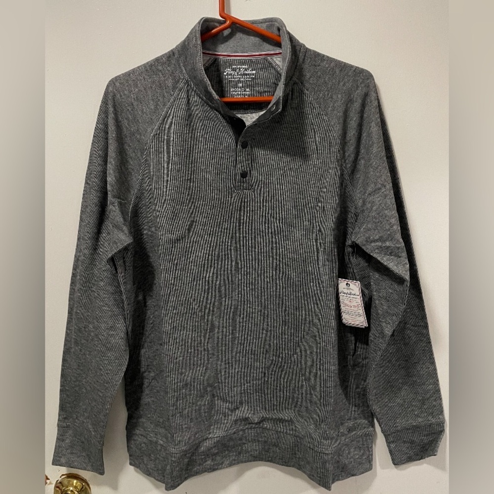 Flag & Anthem Men’s Quarter Buttons Neck Pullover Shirt Grey Heather Size Medium